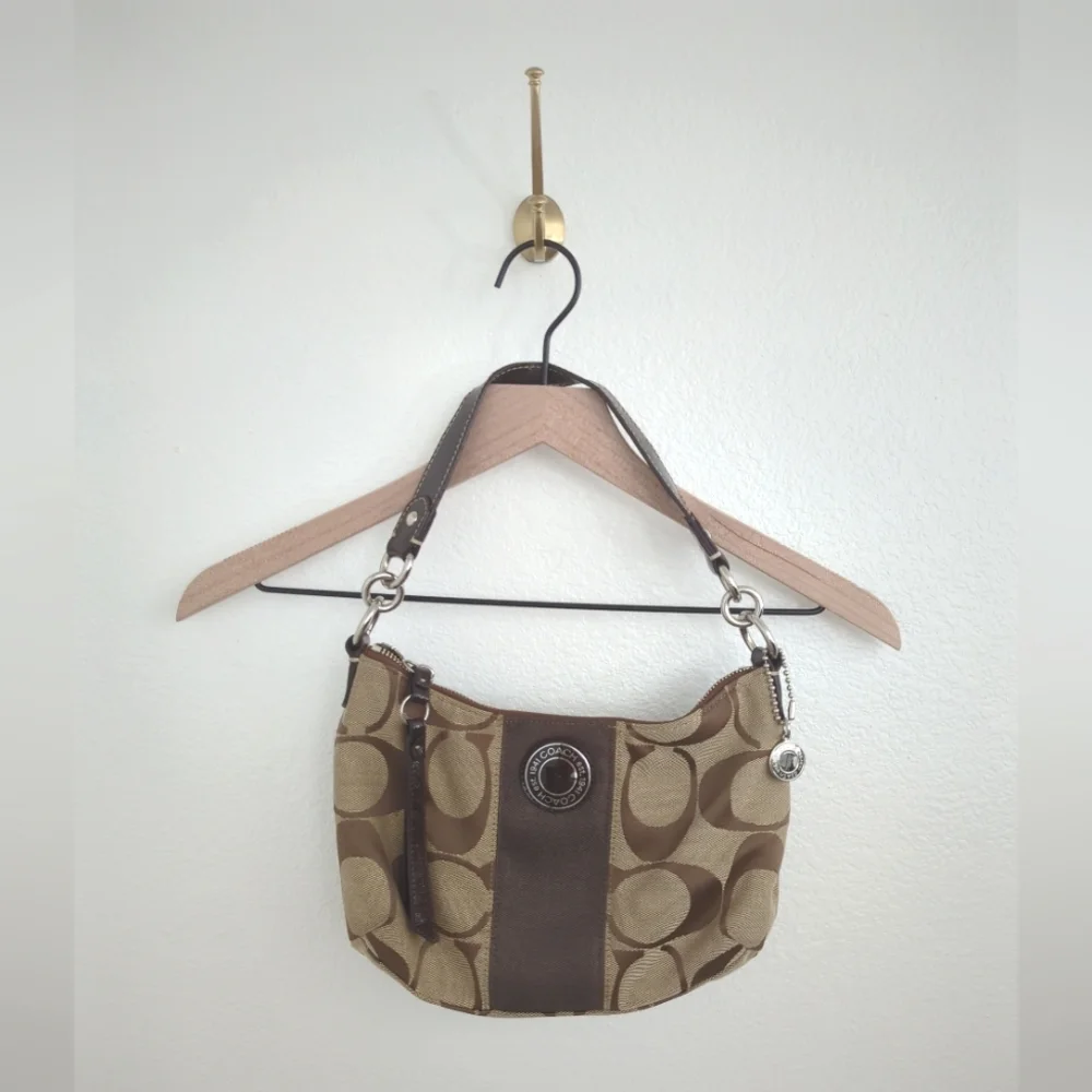 Classic COACH Purse BROWN MEDIUM CANVAS Handbag, Monochrome, Y2K, Classic, Clean